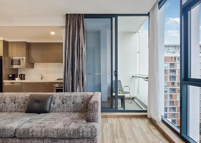 Meriton Suites Mascot Central