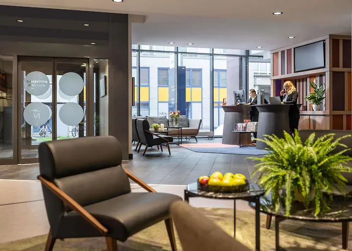  Novotel Suites Wien City Donau