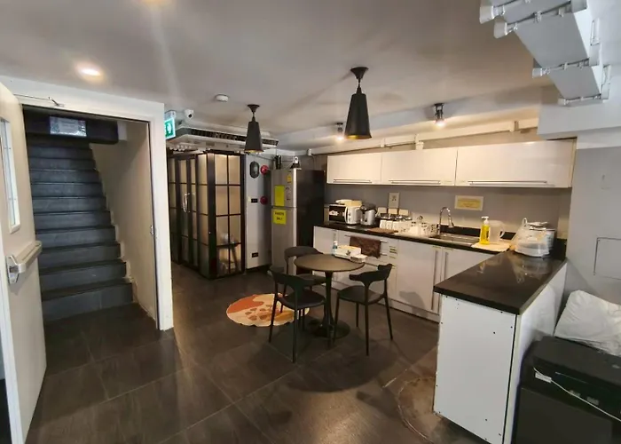 The Blocks Hostel Sukhumvit 10