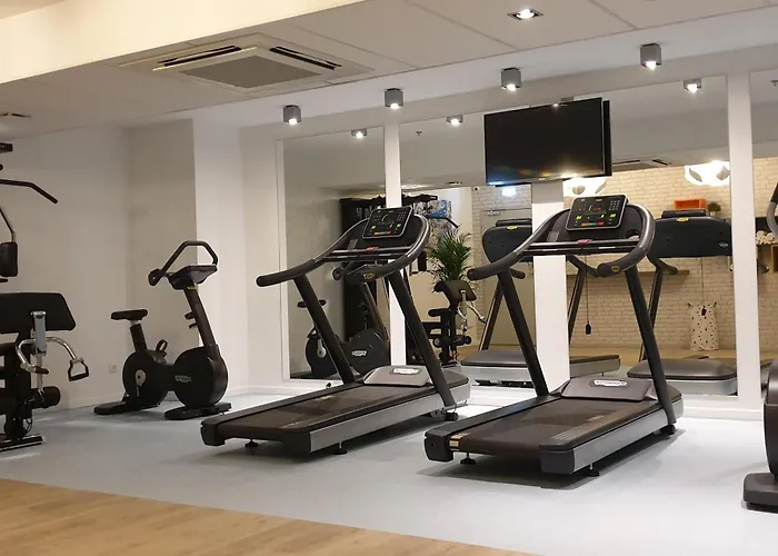 Hotels With Four Stars Mercure Marseille Centre Vieux Port