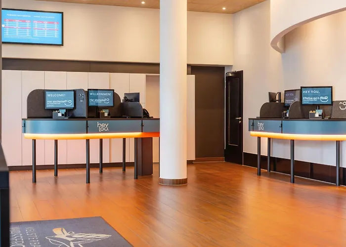 Hey Lou Hotel Frankfurt Airport