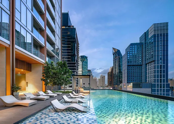  Oakwood Suites Bangkok