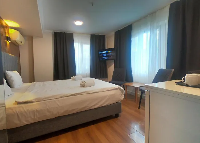 Naila Hotel