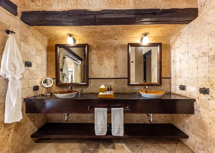 In Luxury hotels El Convento Boutique