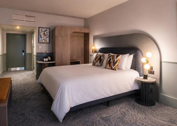 Mercure St Paul'S & Spa