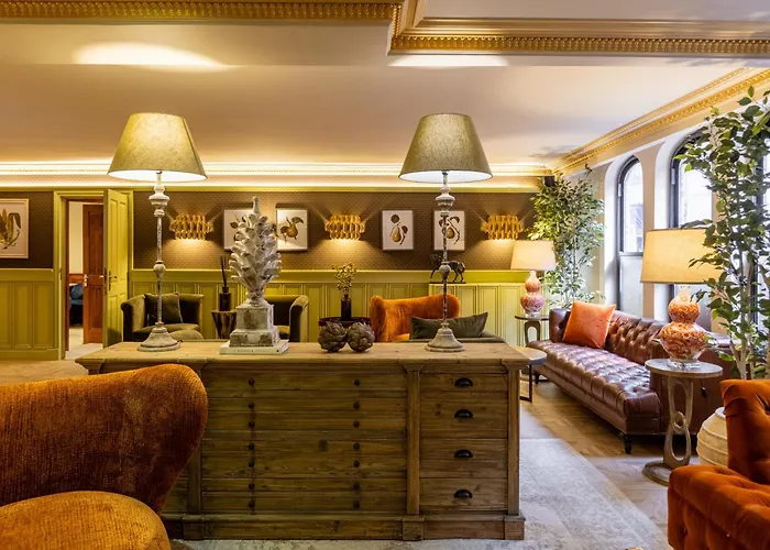 Mayfair House