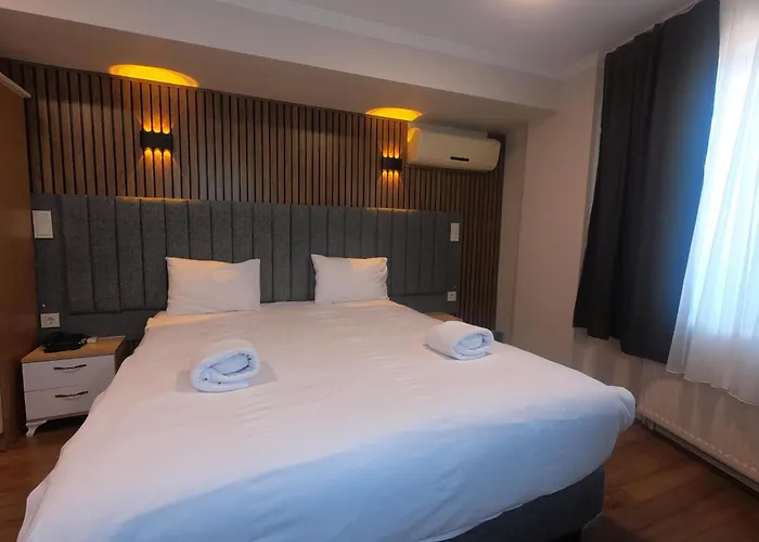 Naila Hotel