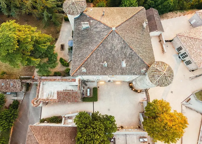 Animaux admis Château De Chaussy