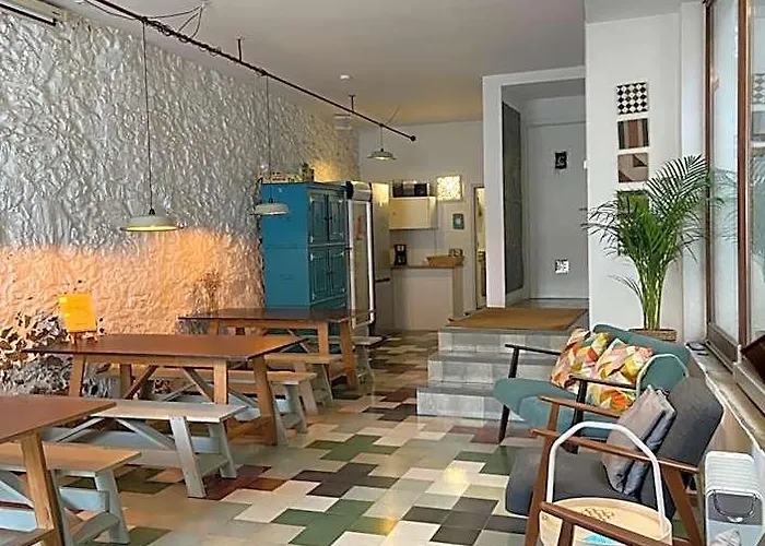 Amazigh Hostel Ensuite Rooms & Dorms With Shared Kitchen