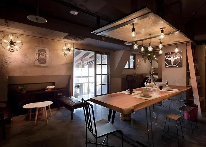 Ximen Wow Hostel