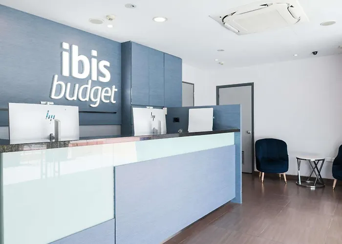 Ibis Budget Singapore Sapphire