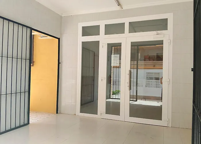 Apartamentos Bernat 3000