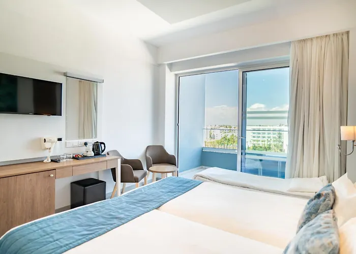 Gaia Sun N Blue Hotel