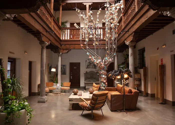 Gar Anat Boutique
