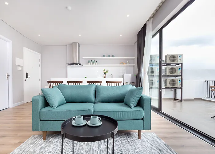 Cozrum Homes - Premier Residence