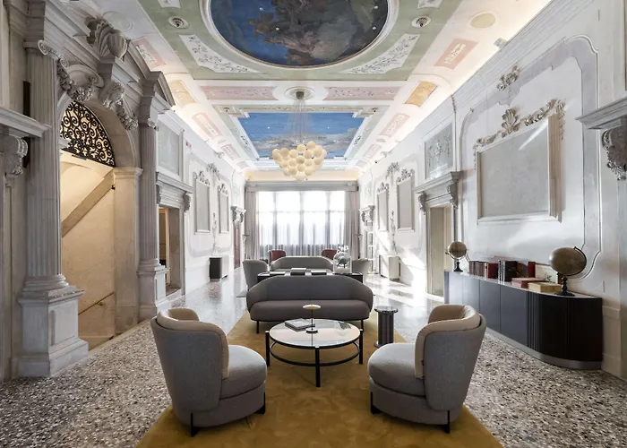 Radisson Collection , Palazzo Nani Venice