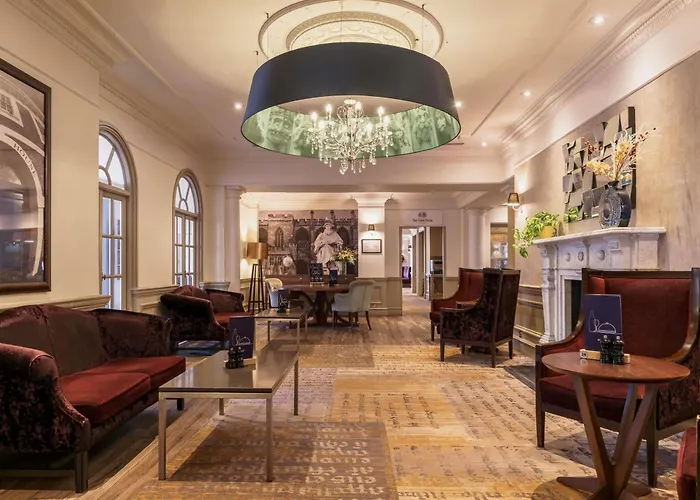 Mercure Southgate