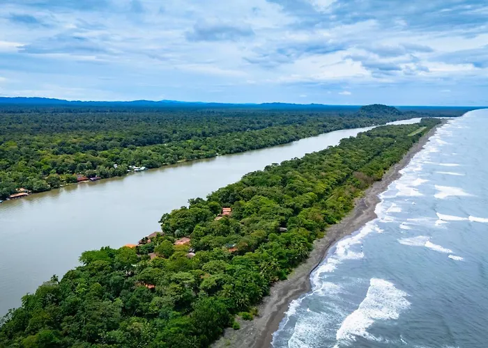 Beach Hotels Mawamba
