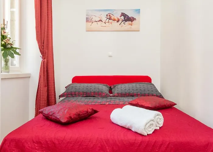 Ping Pong hotel: Central Jardin Guest House Split