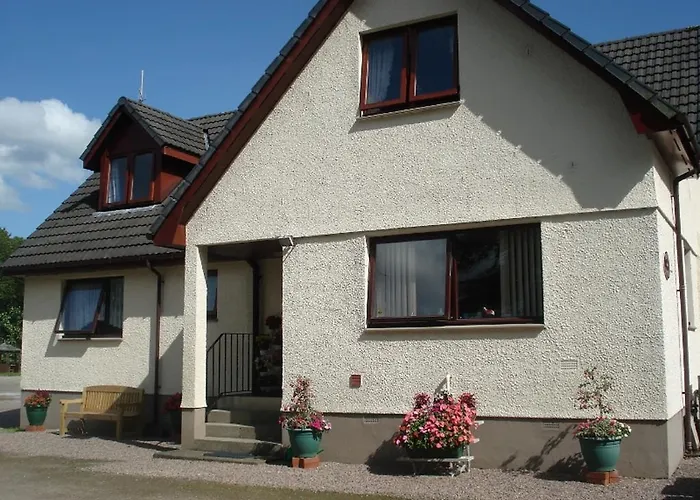 Pet Friendly hotel: Thistle Cottage