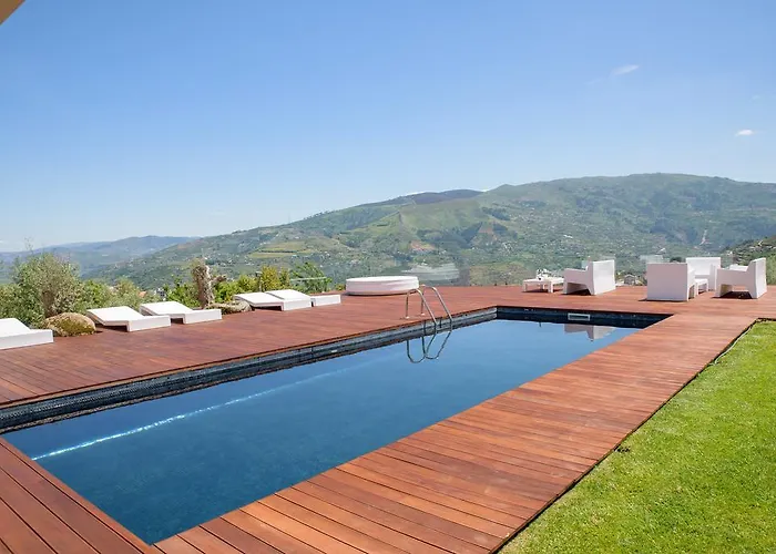 Hotel com piscina: Quinta Do Bosque