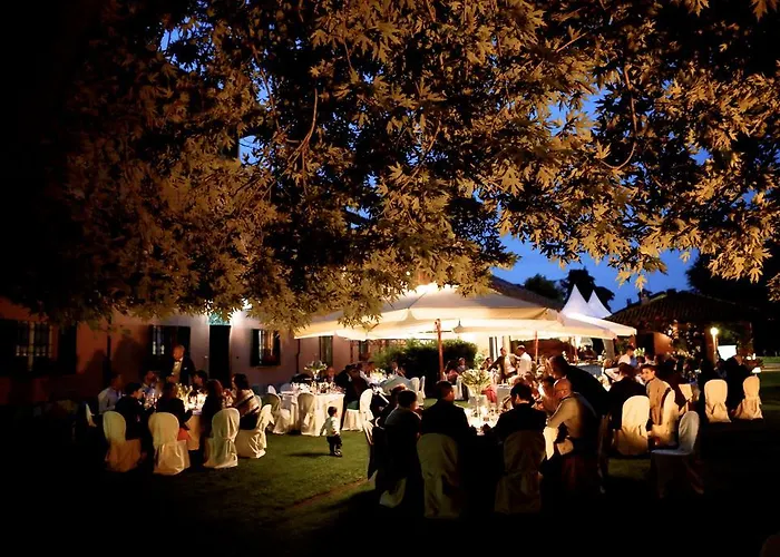 Hotel all'aeroporto: Torre Dei Frati Bed & Breakfast