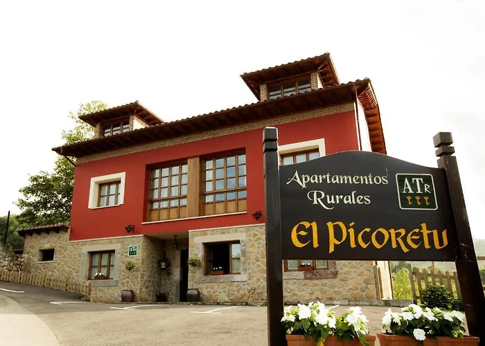 Apartamentos Rurales El Picoretu