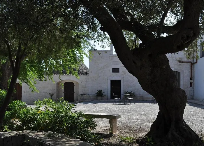 La villa: Masseria Costanza