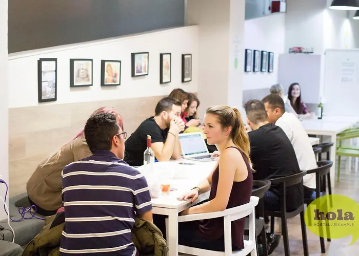 Hola Hostal Eixample