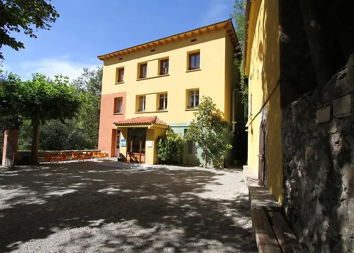 Alberg Roques Blanques