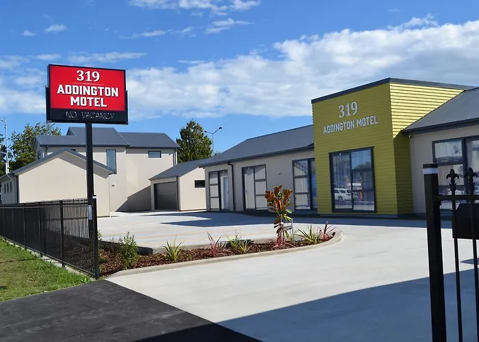 Motel: 319 Addington Motel
