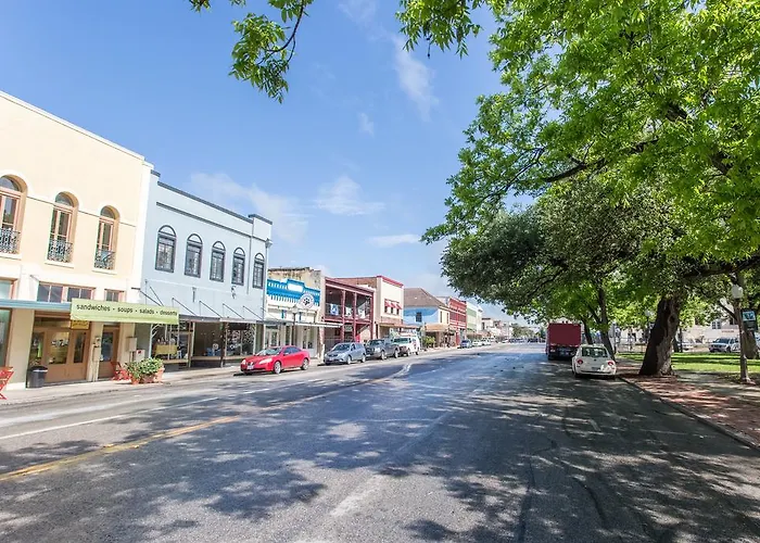 Boutique hotel only: Park Plaza Hotel Seguin