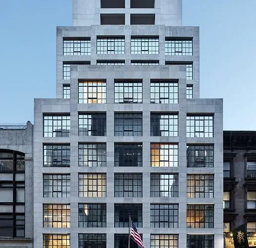 5 star hotel: The Whitby Hotel