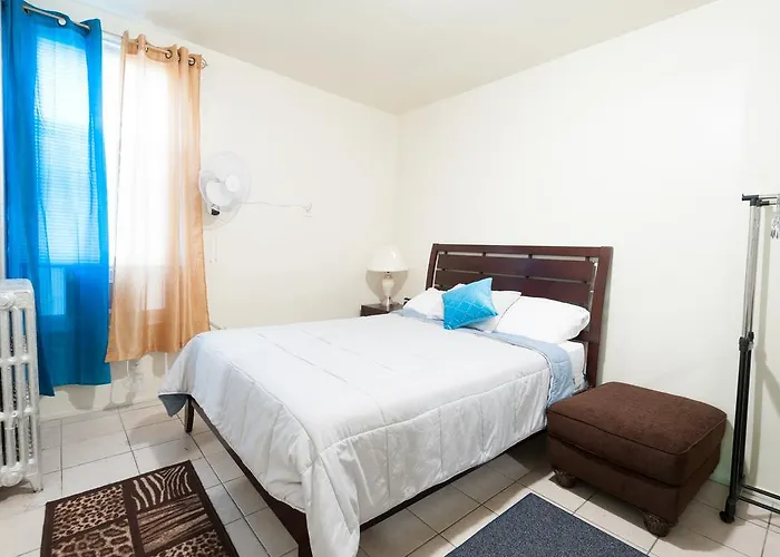 Vacation rental: Studio And 1 Bedroom Apartments - Bronx