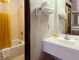 Central hotel: Days Inn Downtown