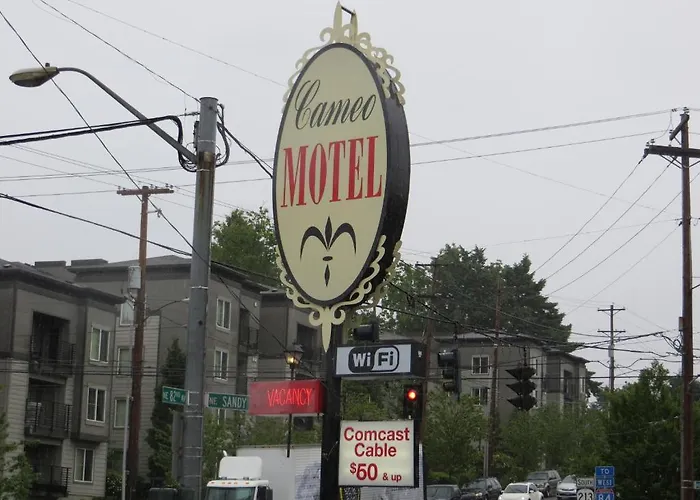 Motel: Cameo Motel - Portland