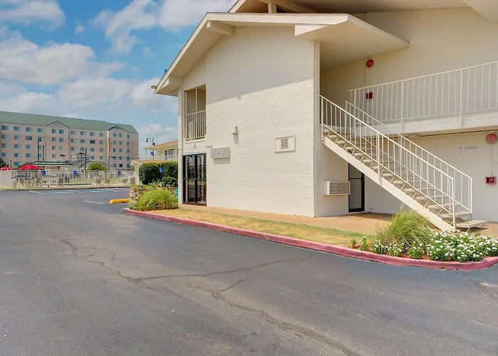 Motel 6 - Oklahoma City Airport