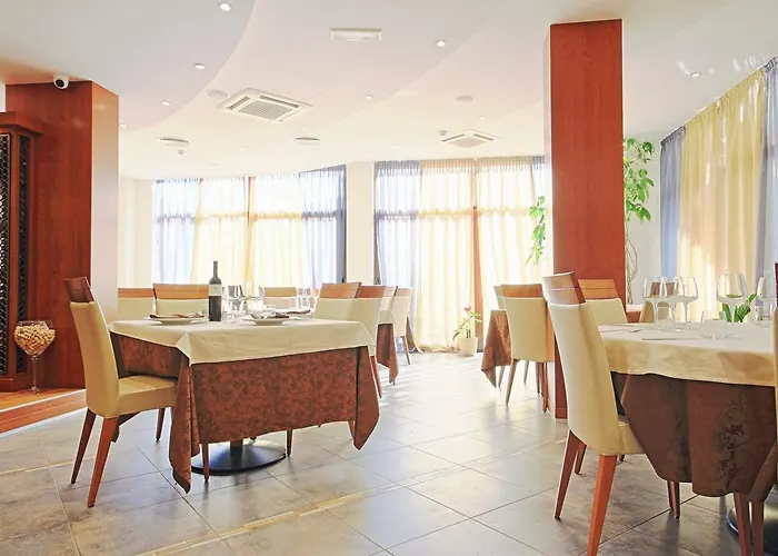 Bed and Breakfast Vilola Zambratija 