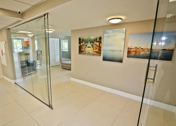 Apart hotel: Coconut Grove Apartments By Nuovo