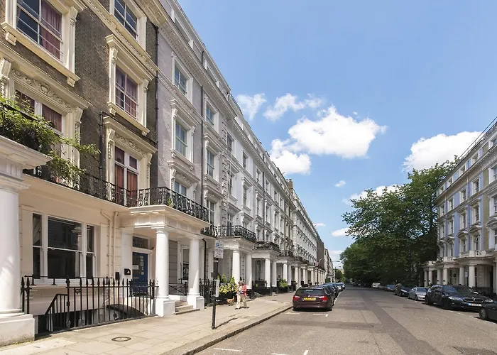 Astor Kensington Hostel