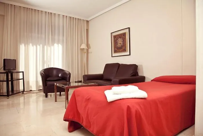 Apartamentos Olano C.B.