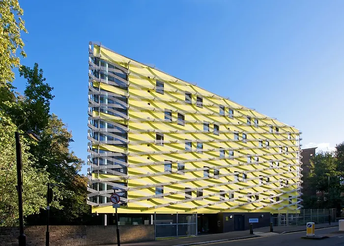 Hostel: Newington Court