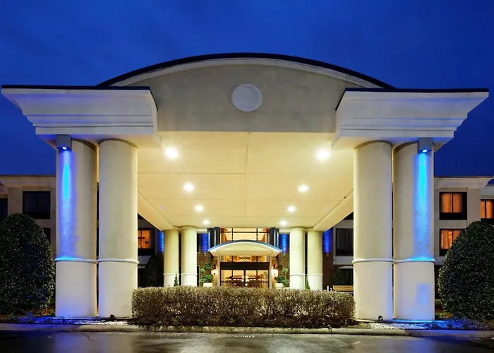 Family Friendly Hotels Comfort Inn & Suites Tyler North