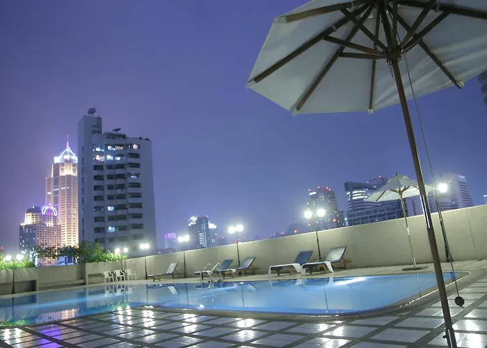 All Vacation Rentals Omni Tower Sukhumvit Nana By Compass Hospitality