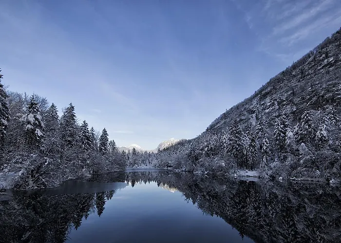 Yoho - International Youth Hostel