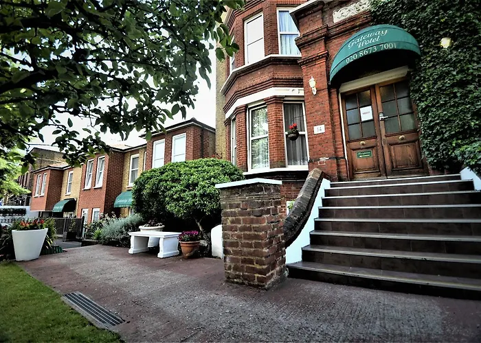 Cheap hotel: The Gateway Hotel