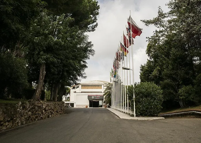 Hotel de lujo: The Church Village