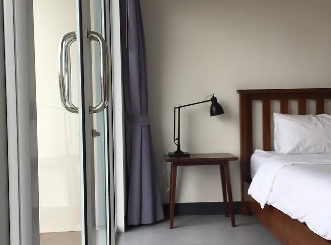 Guest house: The 9Th House