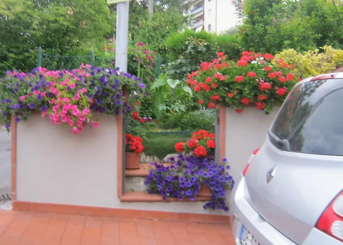 Il Melograno B&B With Private Bathrooms Aulla