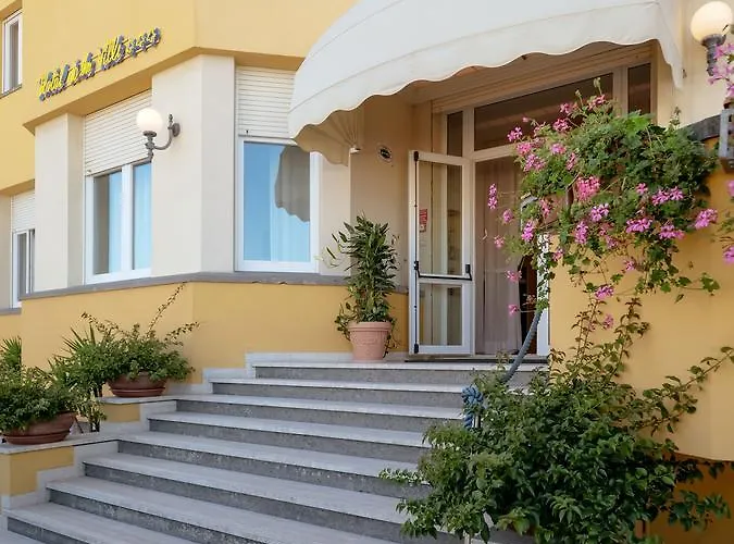 Hotel De La Ville